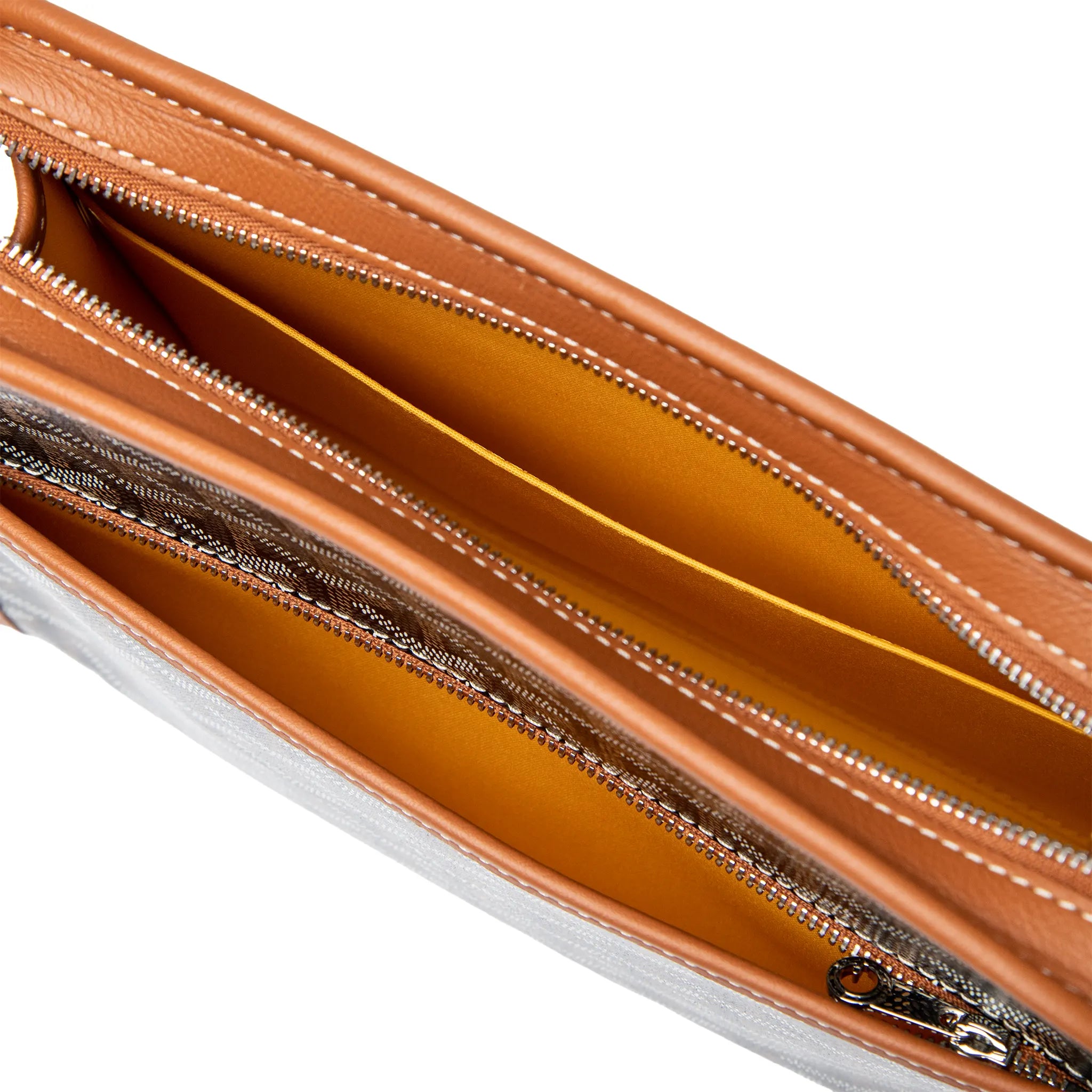 Inside View of Goyard Jouvence MM Black/Tan Washbag